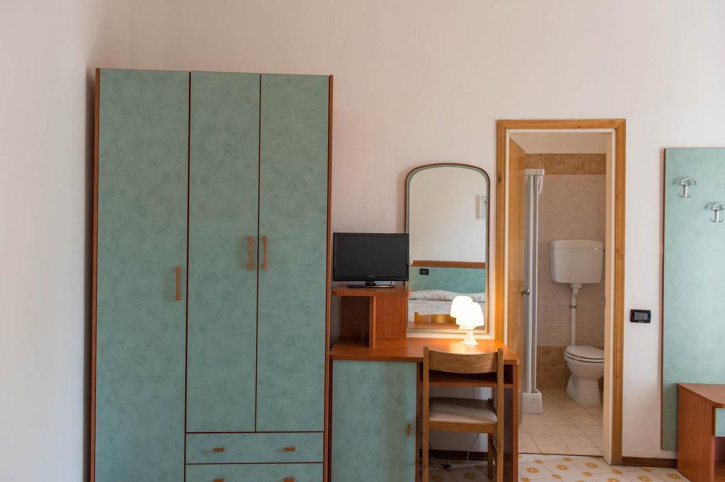 Hotel Levante Sul Mare Lido Di Savio Bagian luar foto