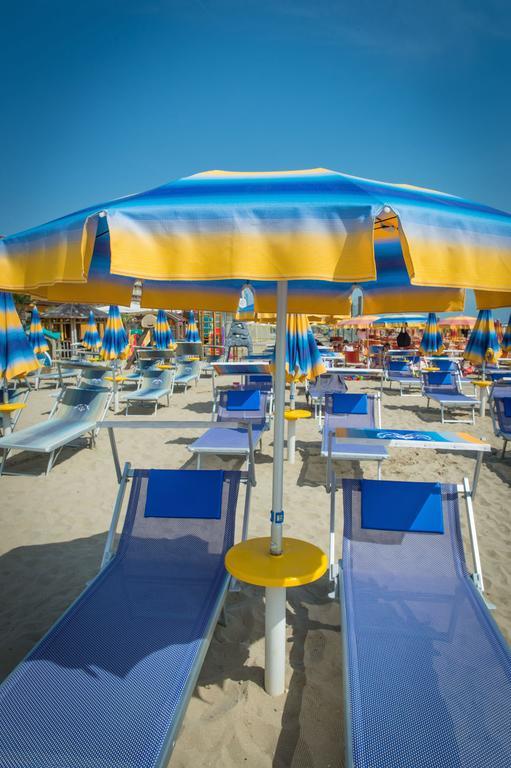 Hotel Levante Sul Mare Lido Di Savio Bagian luar foto