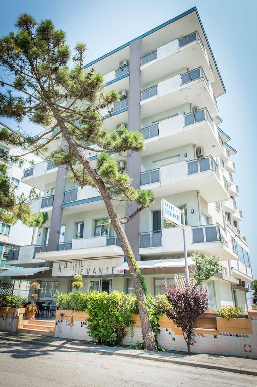 Hotel Levante Sul Mare Lido Di Savio Bagian luar foto